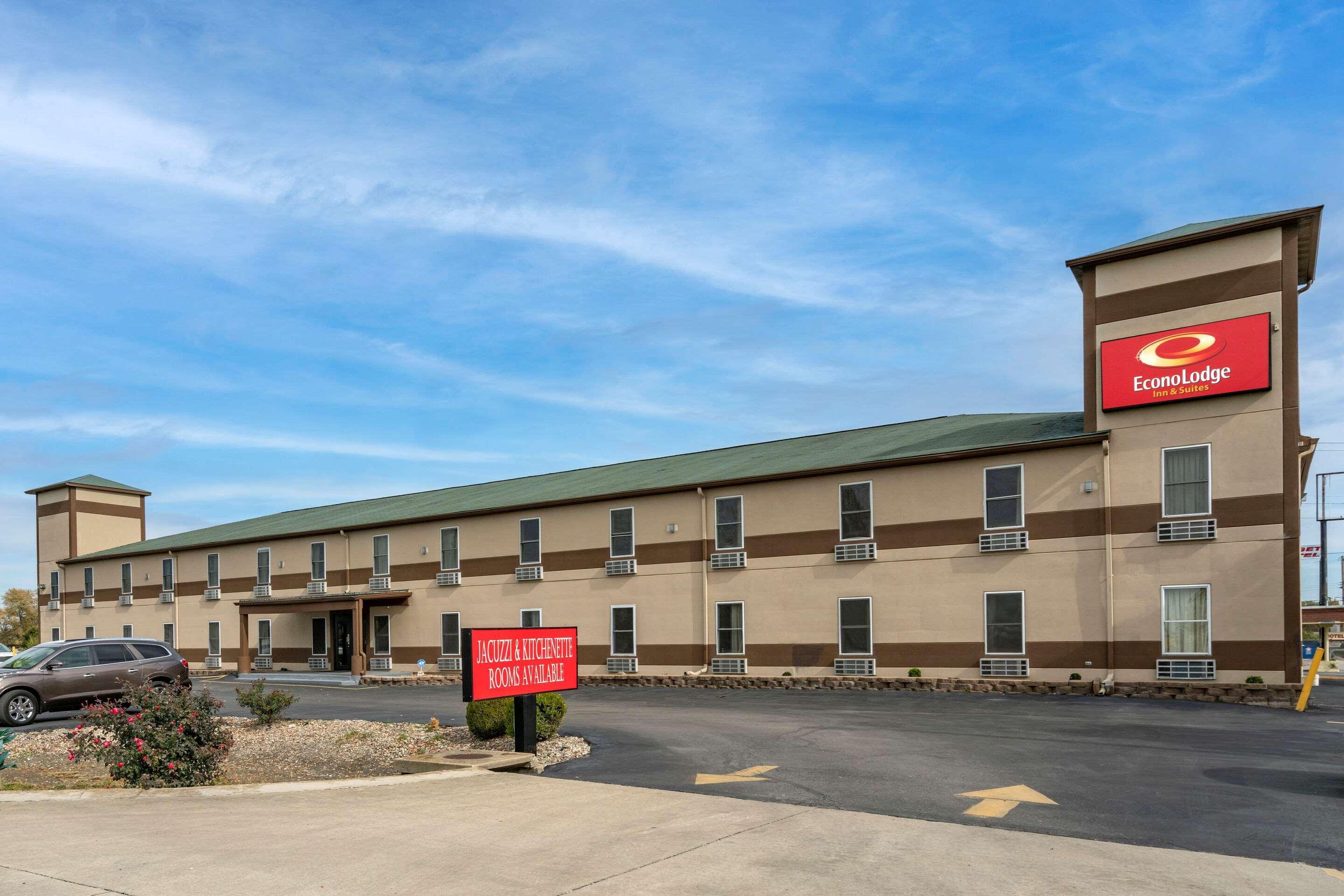 Econo Lodge Inn & Suites Granite City Exterior photo