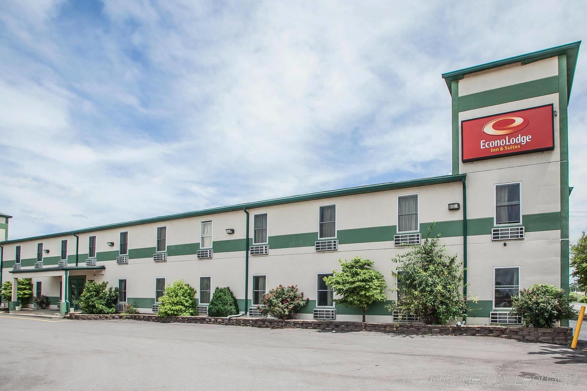 Econo Lodge Inn & Suites Granite City Exterior photo
